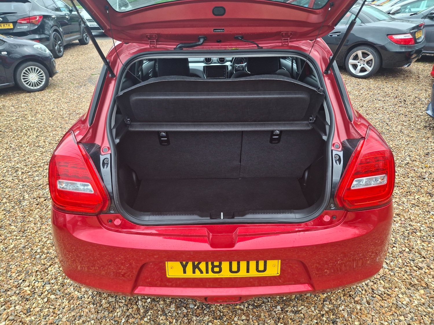 Used Suzuki Swift 2018 for sale - 76505086: Photo 27