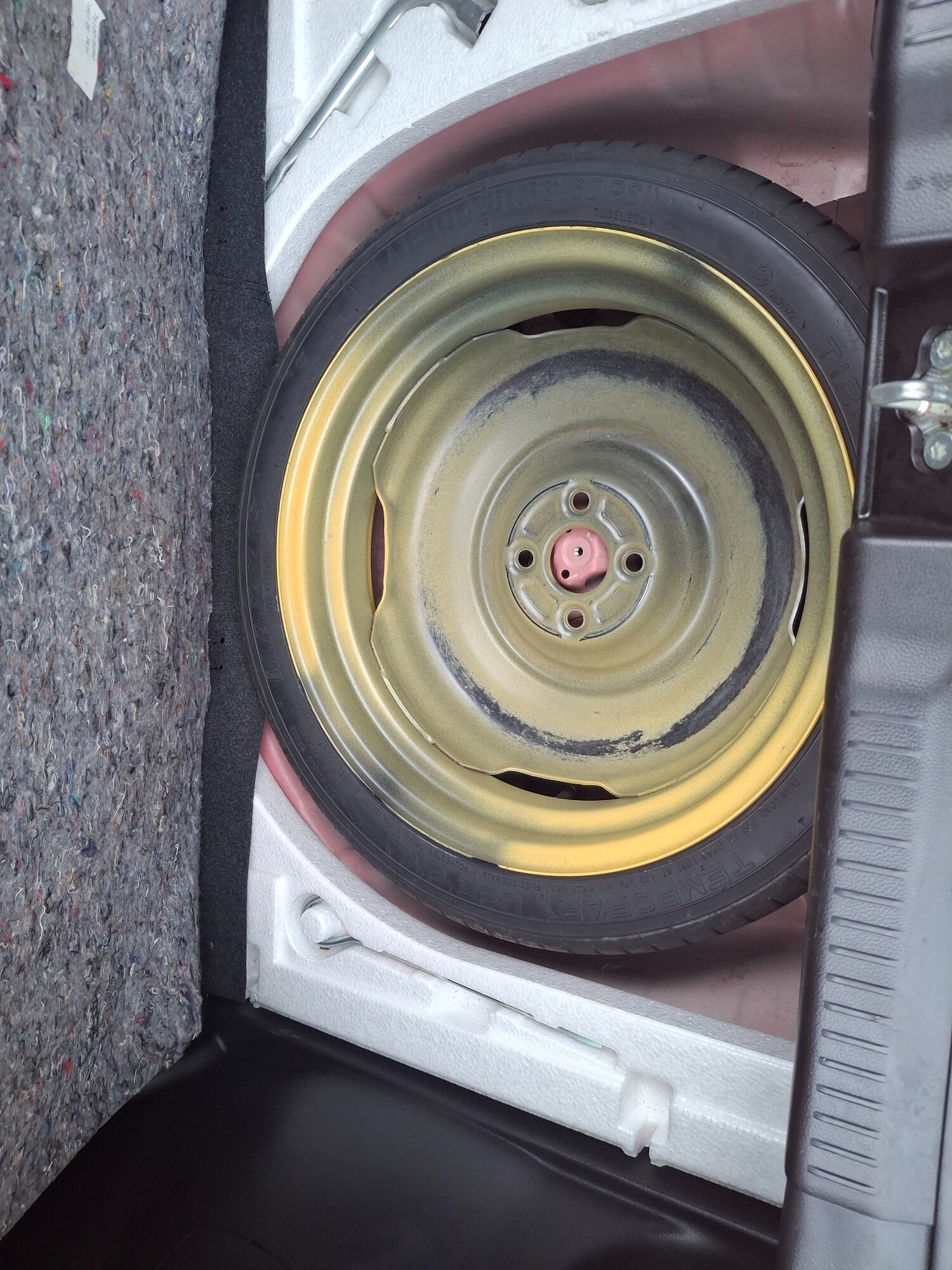 Used Suzuki Swift 2018 for sale - 76505086: Photo 28