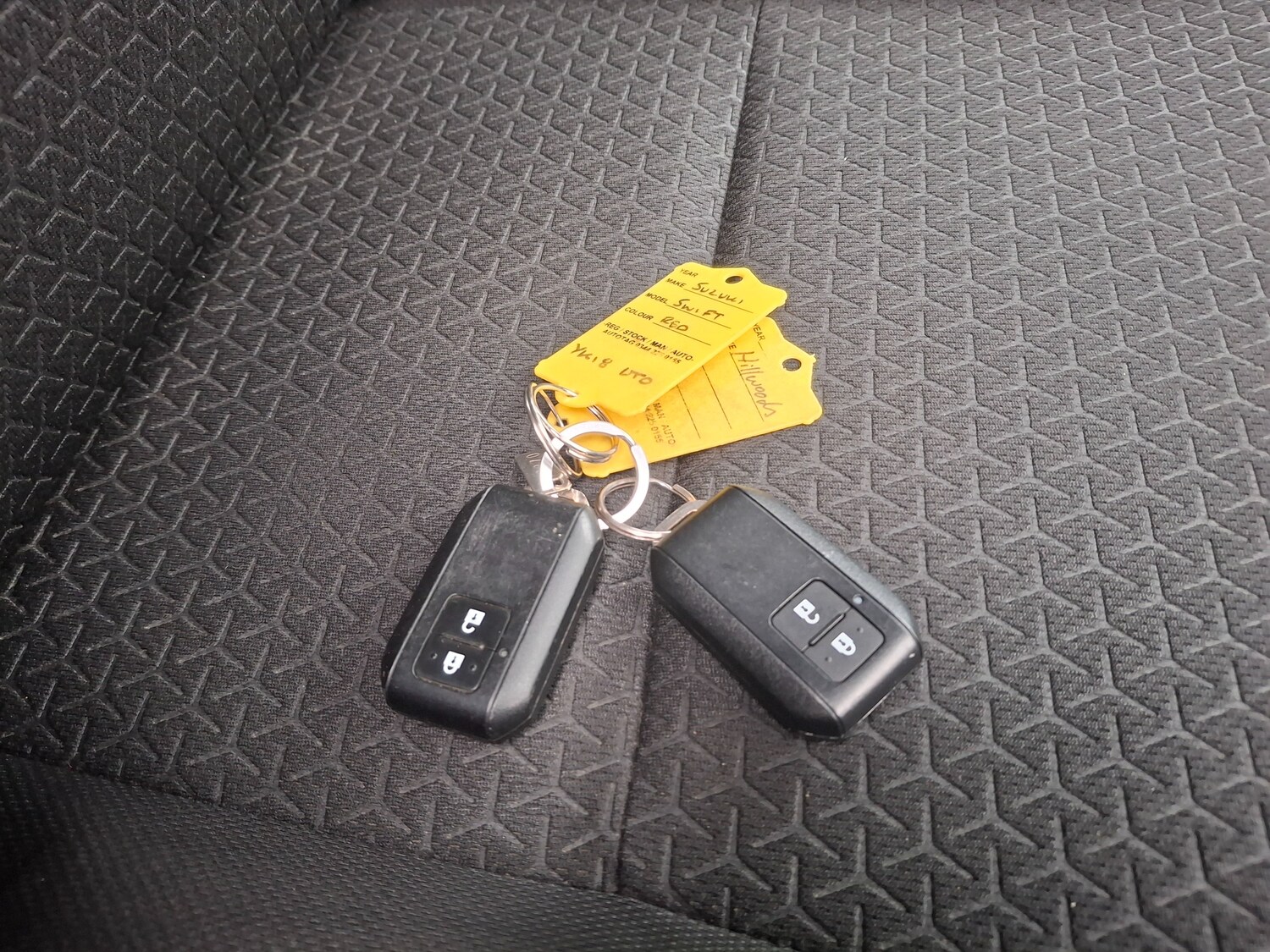 Used Suzuki Swift 2018 for sale - 76505086: Photo 30