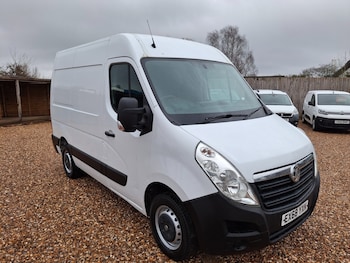 Vauxhall Movano feature image