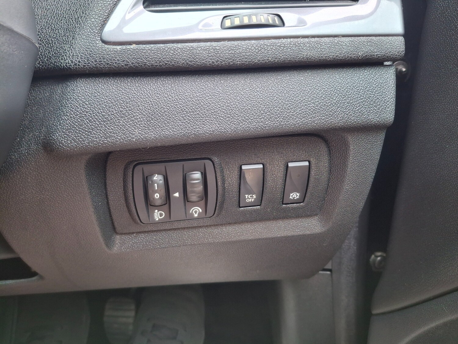 Vehicle 28