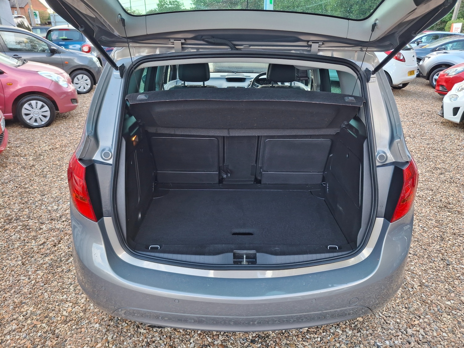 Vehicle 28