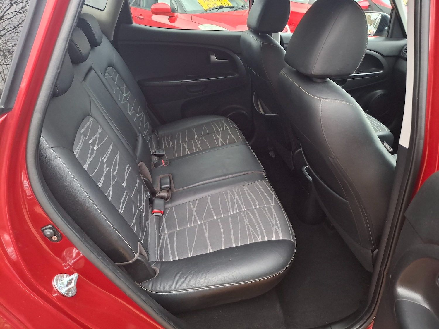 Used Kia Venga 2012 for sale - 77546209: Photo 11