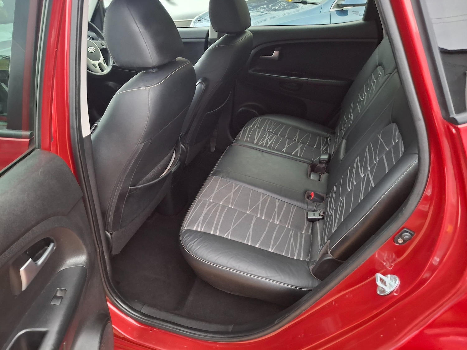 Used Kia Venga 2012 for sale - 77546209: Photo 15