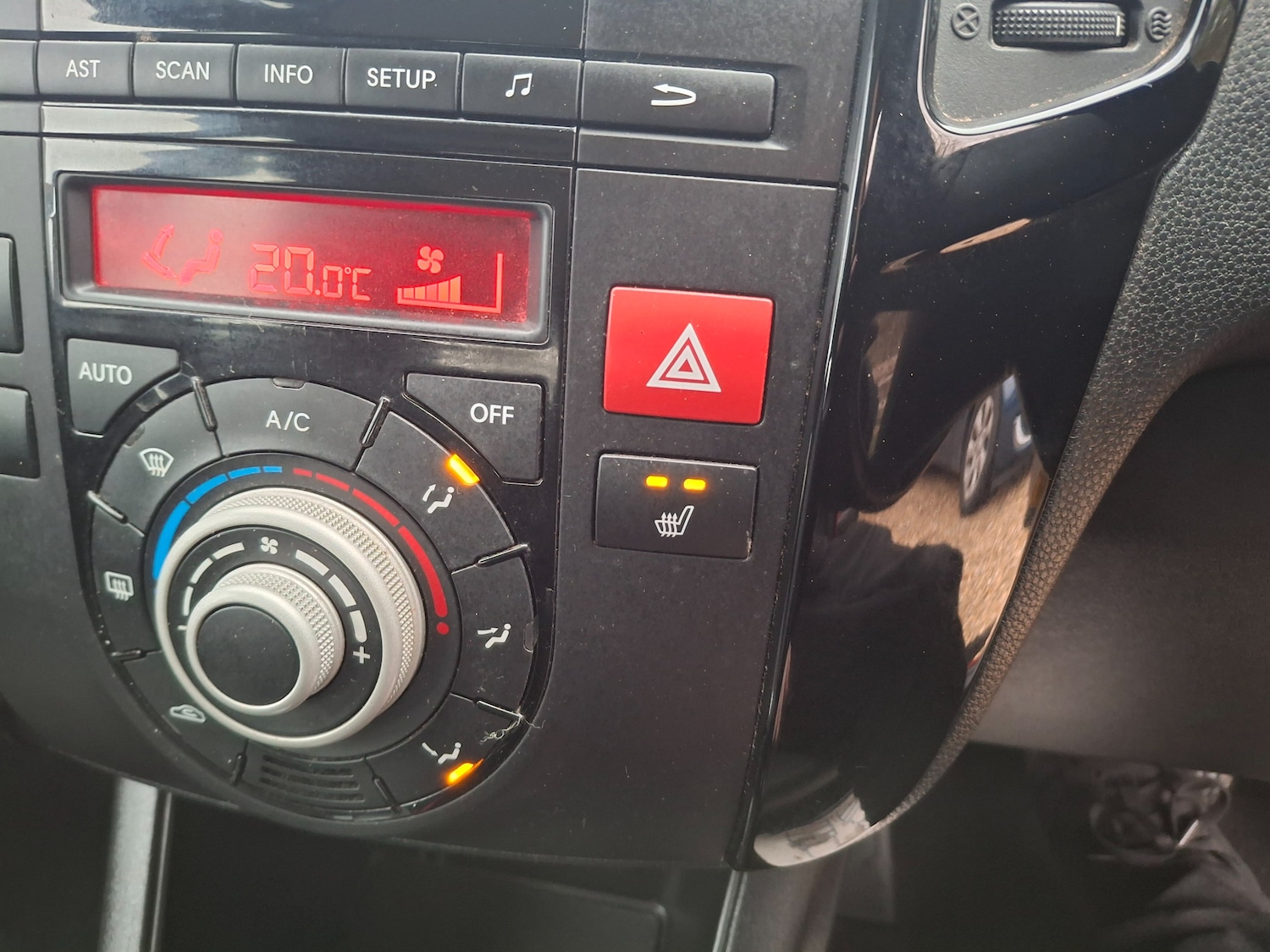 Used Kia Venga 2012 for sale - 77546209: Photo 23