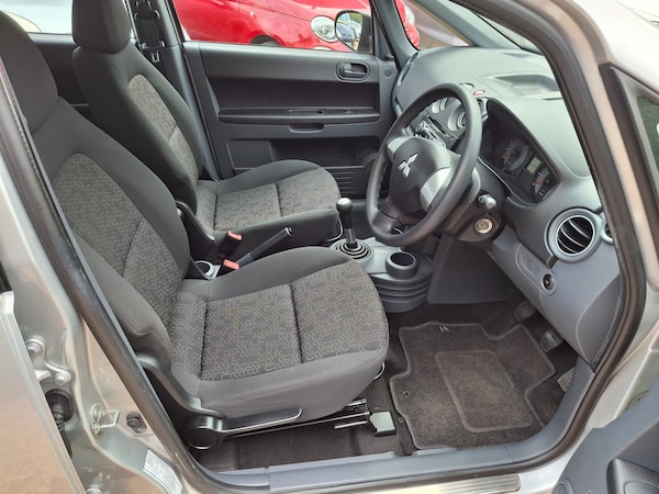 Used Mitsubishi Colt 2011 for sale - 75216381: Photo 10