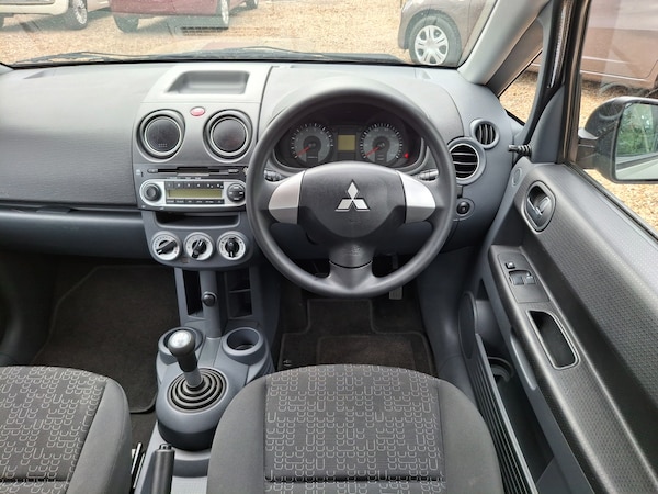 Used Mitsubishi Colt 2011 for sale - 75216381: Photo 16