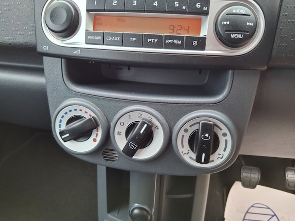 Used Mitsubishi Colt 2011 for sale - 75216381: Photo 18