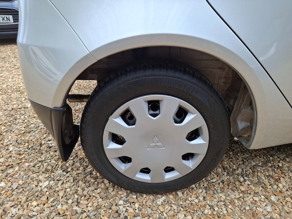 Used Mitsubishi Colt 2011 for sale - 75216381: Photo 25