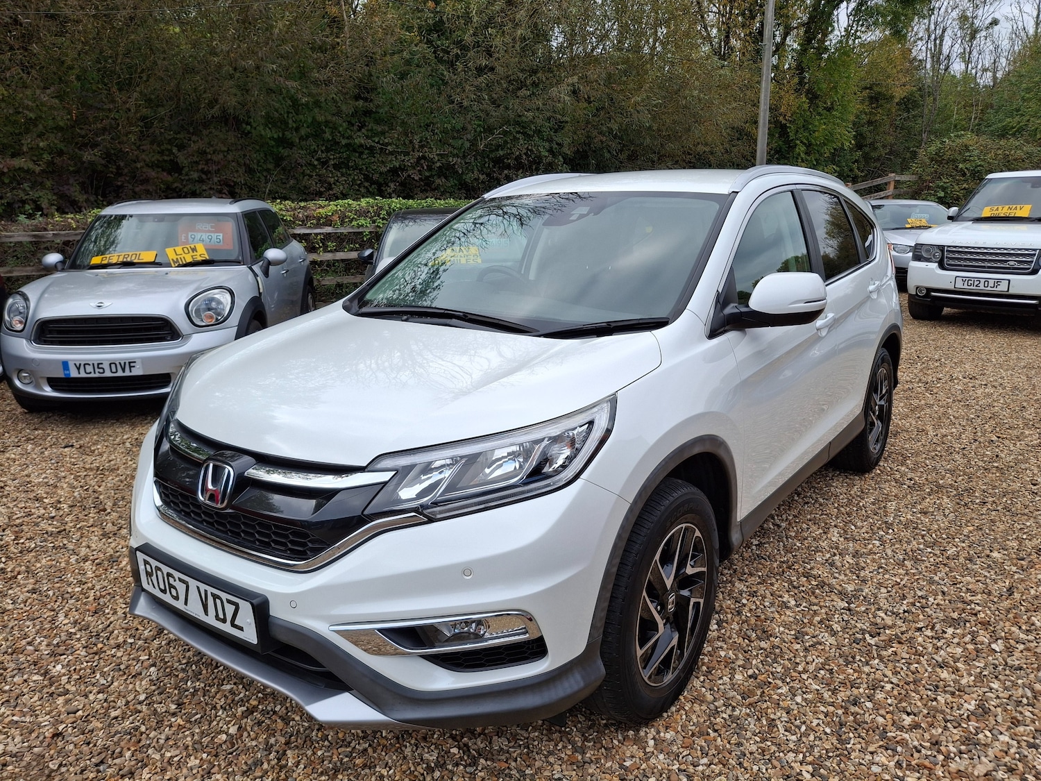 Used Honda CR-V 2017 for sale - 76224935: Photo 2
