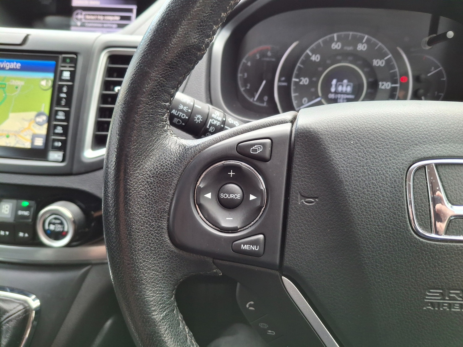 Used Honda CR-V 2017 for sale - 76224935: Photo 24