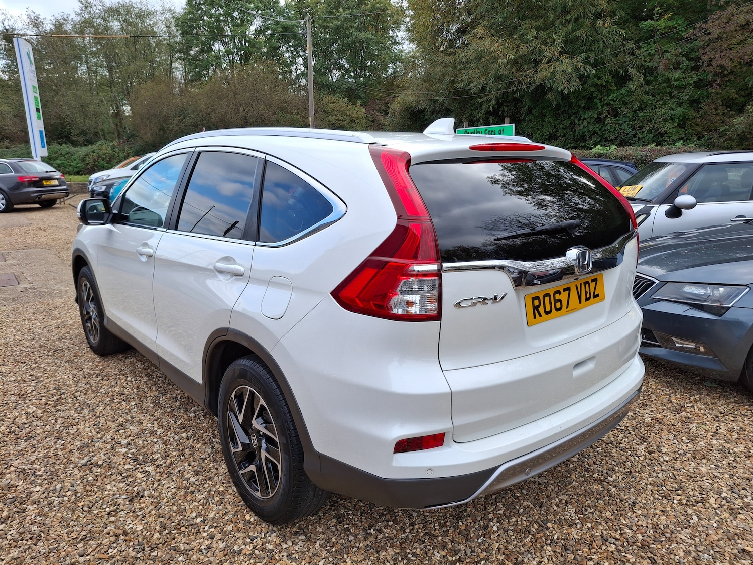 Used Honda CR-V 2017 for sale - 76224935: Photo 4