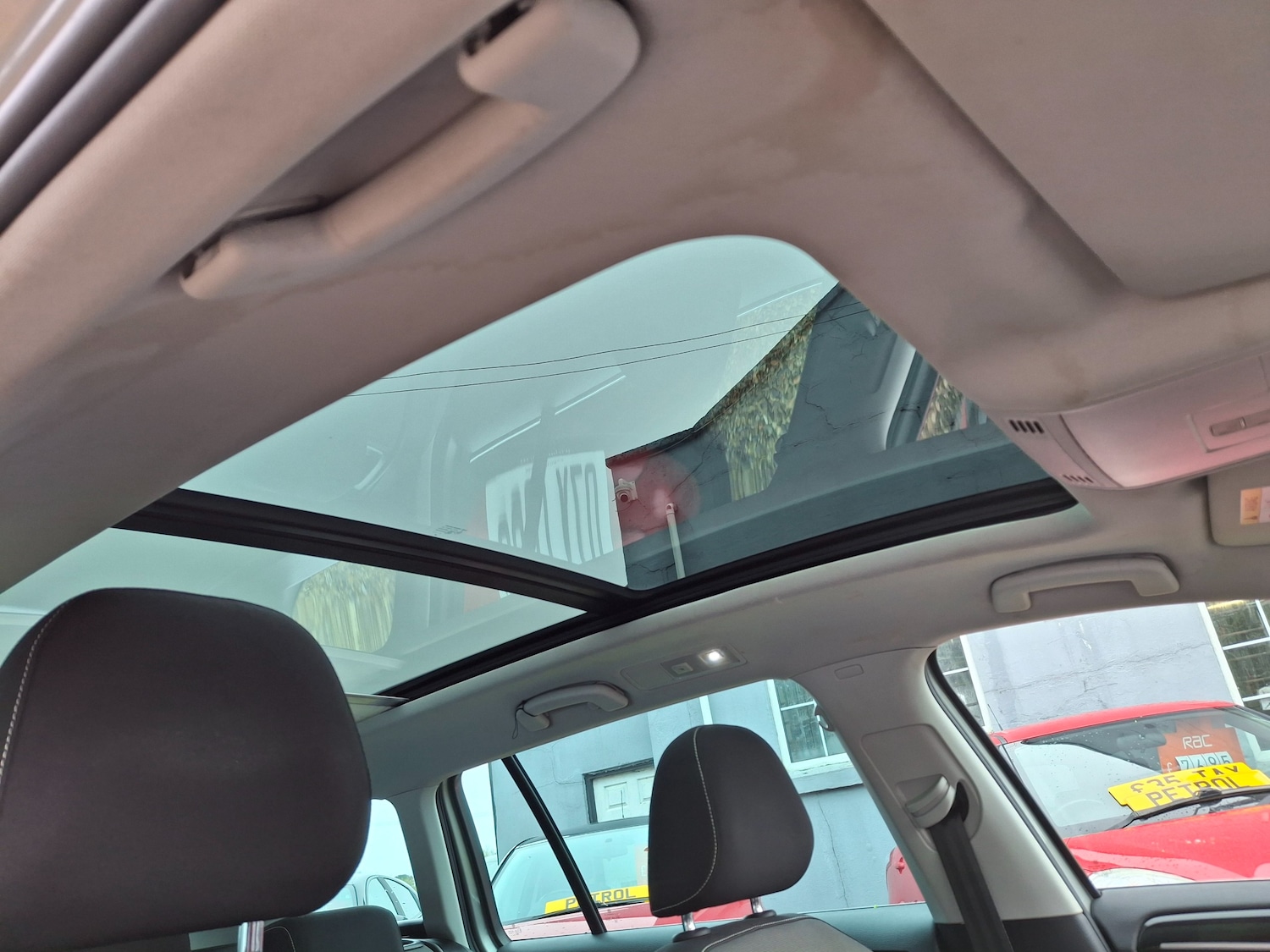 Used Volkswagen Golf 2017 for sale - 77685880: Photo 19