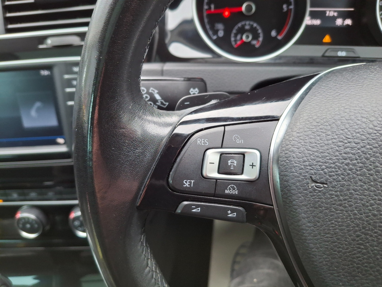 Used Volkswagen Golf 2017 for sale - 77685880: Photo 26