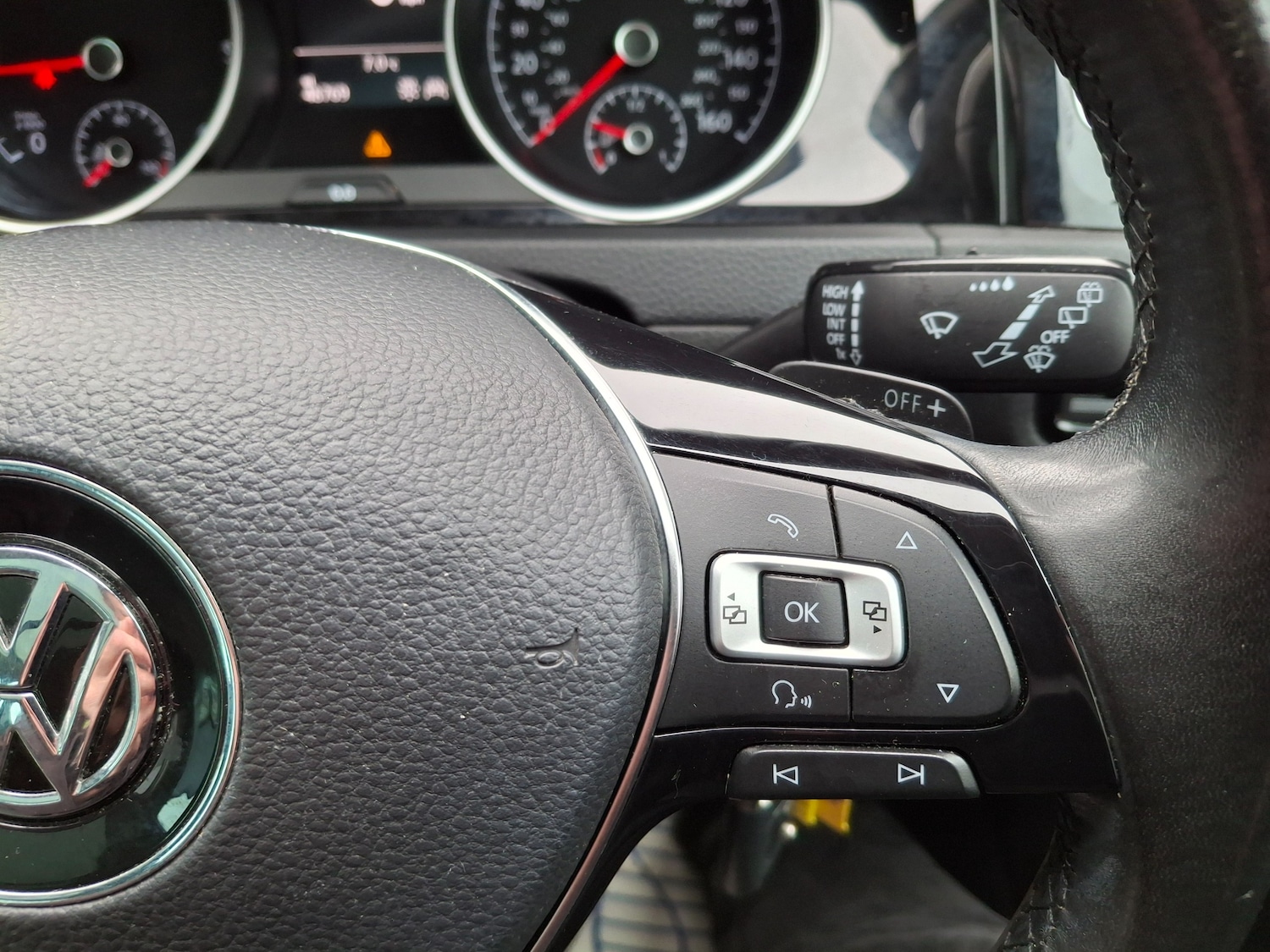 Used Volkswagen Golf 2017 for sale - 77685880: Photo 27