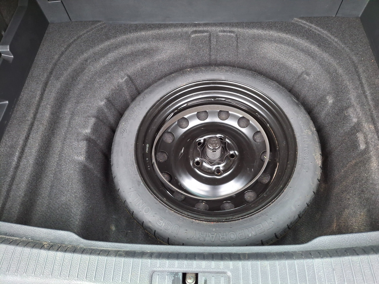 Used Volkswagen Golf 2017 for sale - 77685880: Photo 34