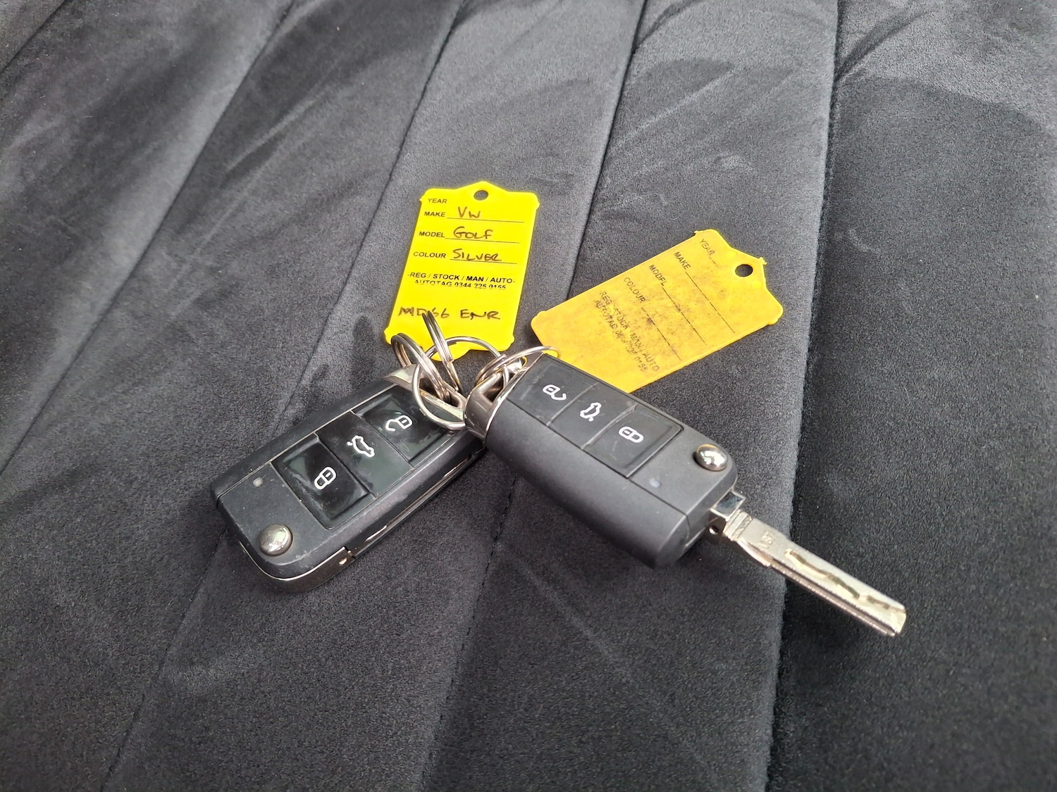 Used Volkswagen Golf 2017 for sale - 77685880: Photo 36