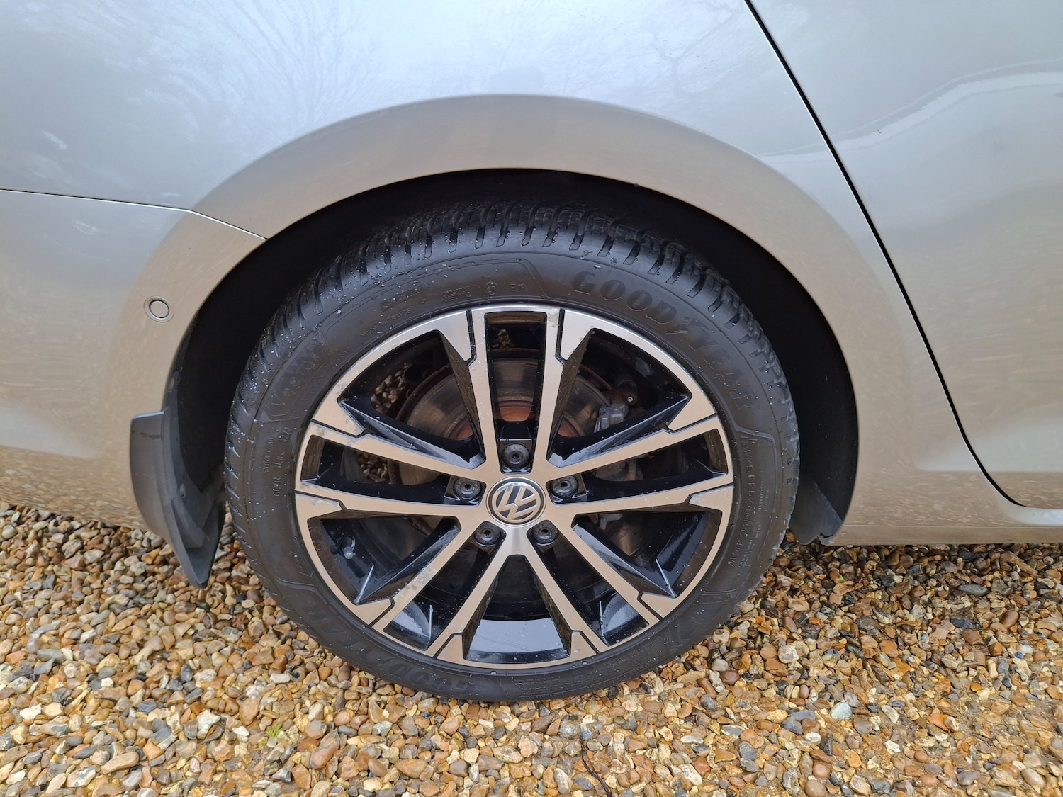 Used Volkswagen Golf 2017 for sale - 77685880: Photo 38