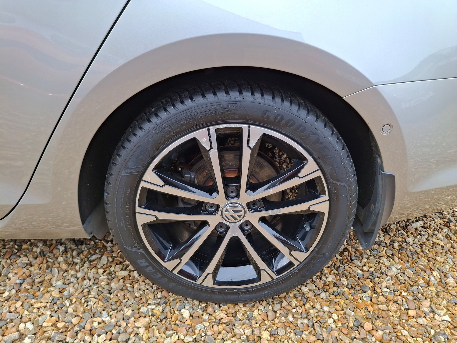 Used Volkswagen Golf 2017 for sale - 77685880: Photo 39