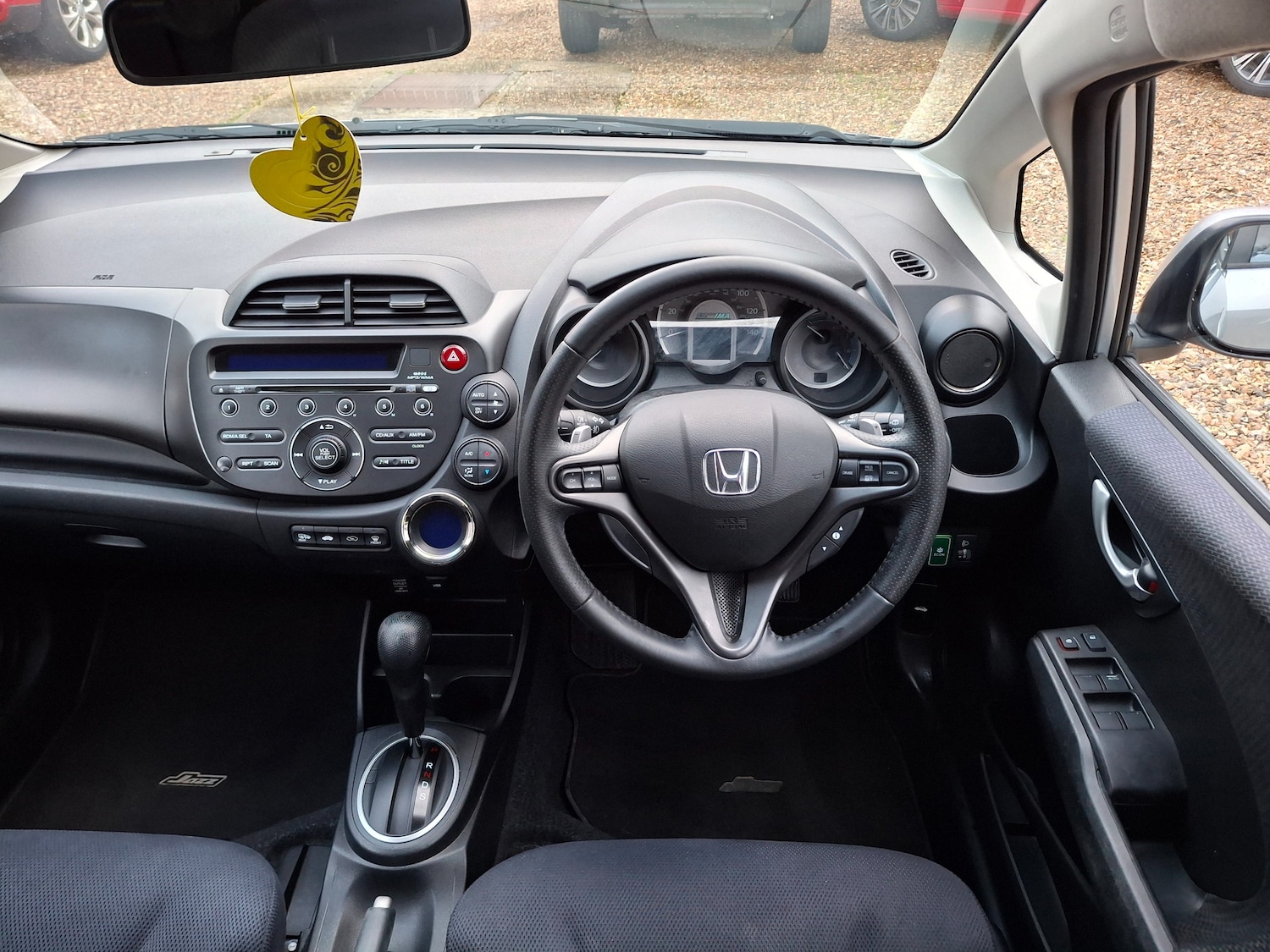 Used Honda Jazz 2014 for sale - 77301642: Photo 18