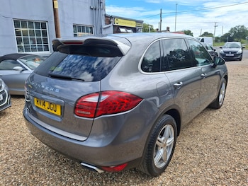 Used Porsche Cayenne 2014 for sale - 78920372: Photo