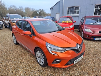 Used Renault Clio 2021 for sale - 79143222: Photo
