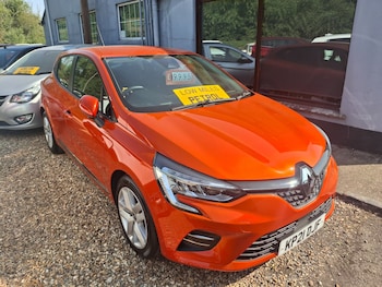 Used Renault Clio 2021 for sale - 79143222: Photo