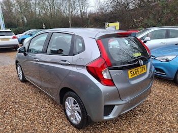 Used Honda Jazz 2015 for sale - 76625733: Photo