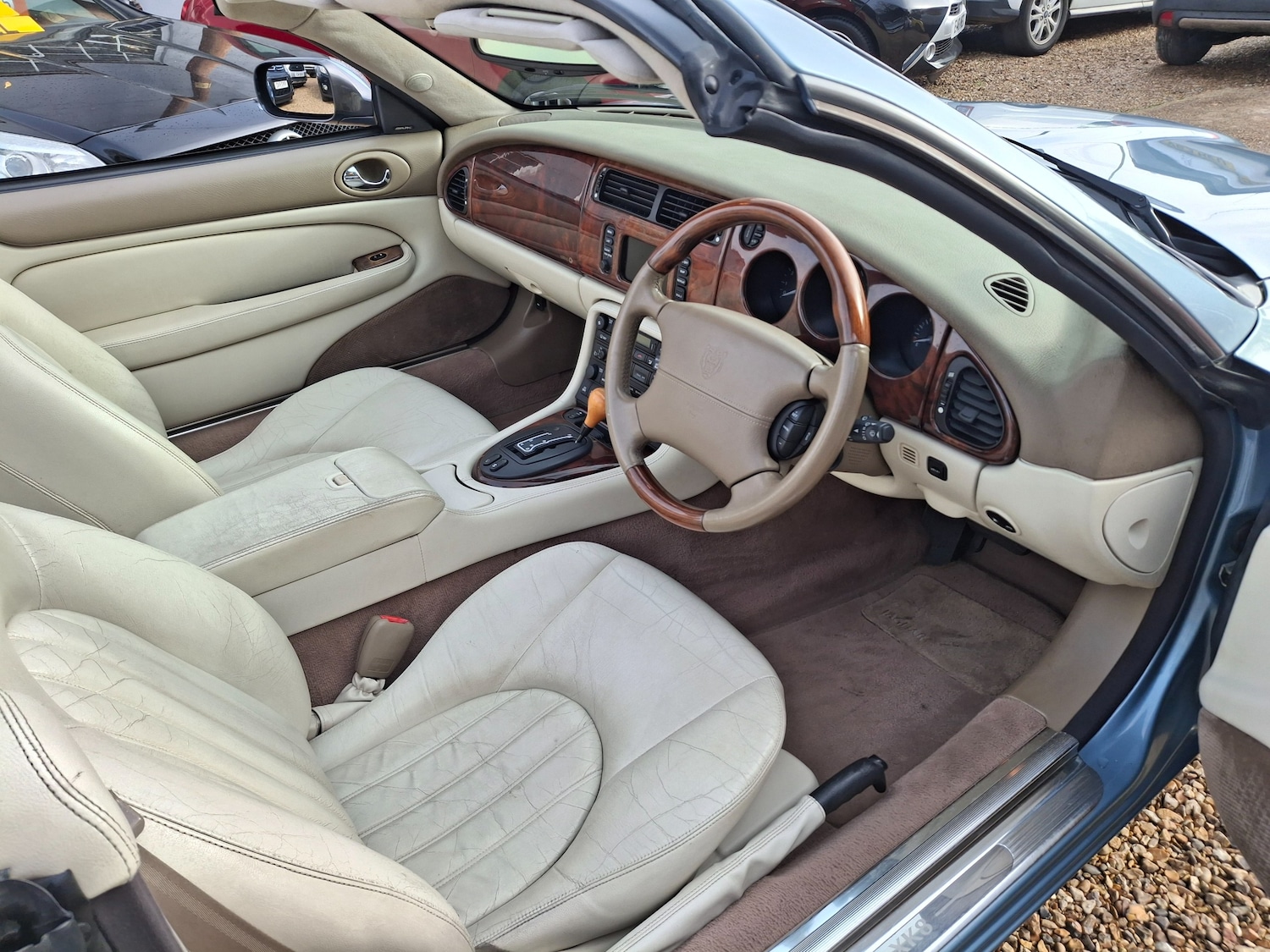 Used Jaguar XK8 for sale - 76416516: Photo 16