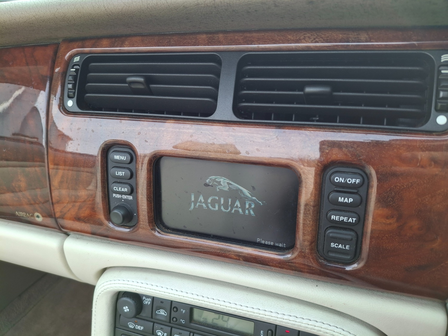 Used Jaguar XK8 for sale - 76416516: Photo 25