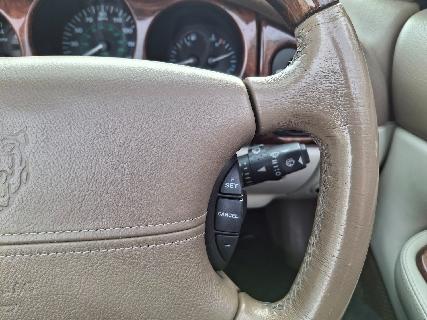 Used Jaguar XK8 for sale - 76416516: Photo 30