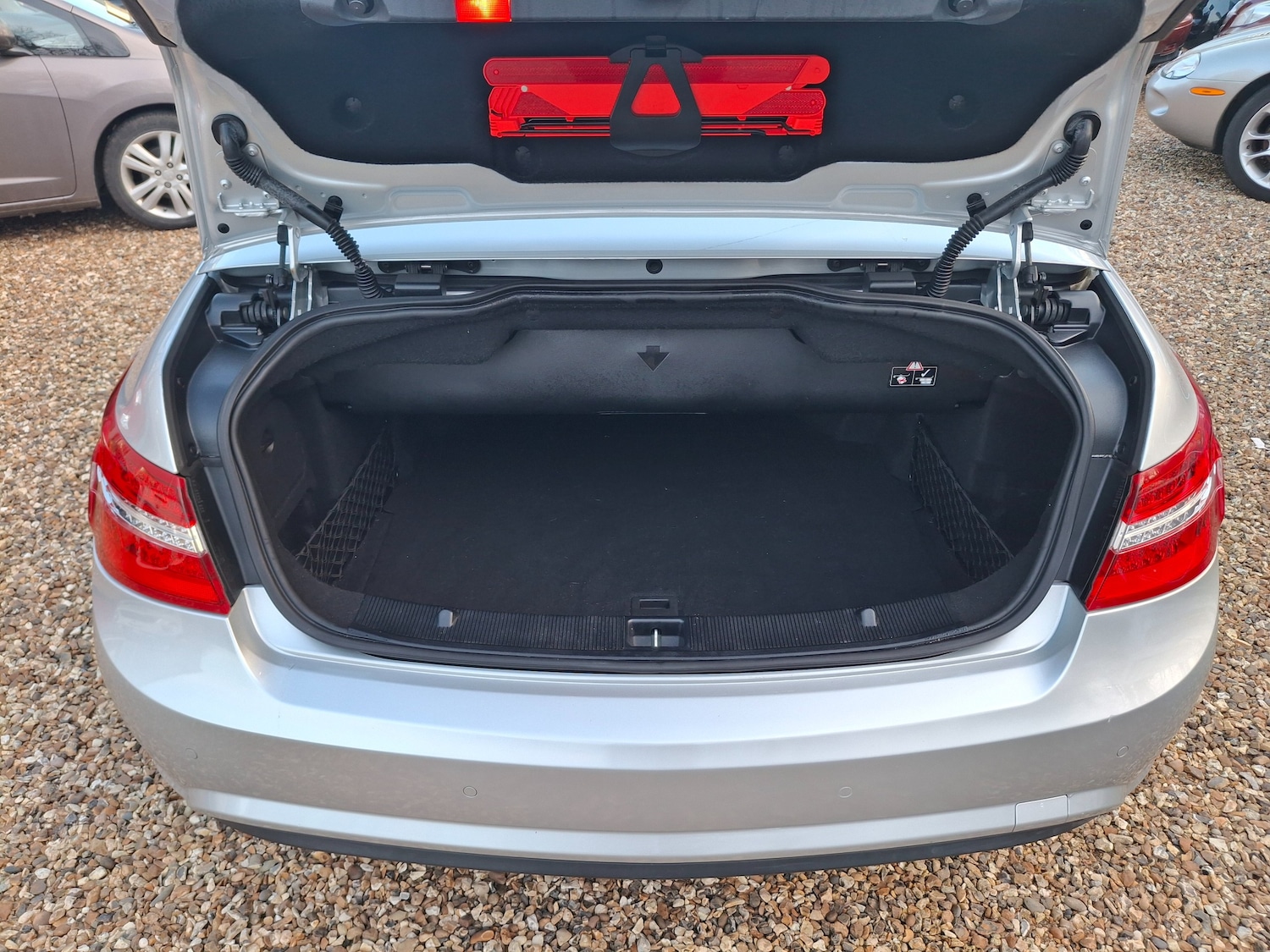 Used Mercedes-Benz E Class 2012 for sale - 77740158: Photo 40