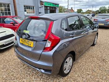 Used Honda Jazz 2019 for sale - 75761294: Photo