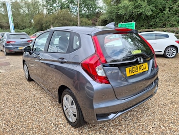 Used Honda Jazz 2019 for sale - 75761294: Photo