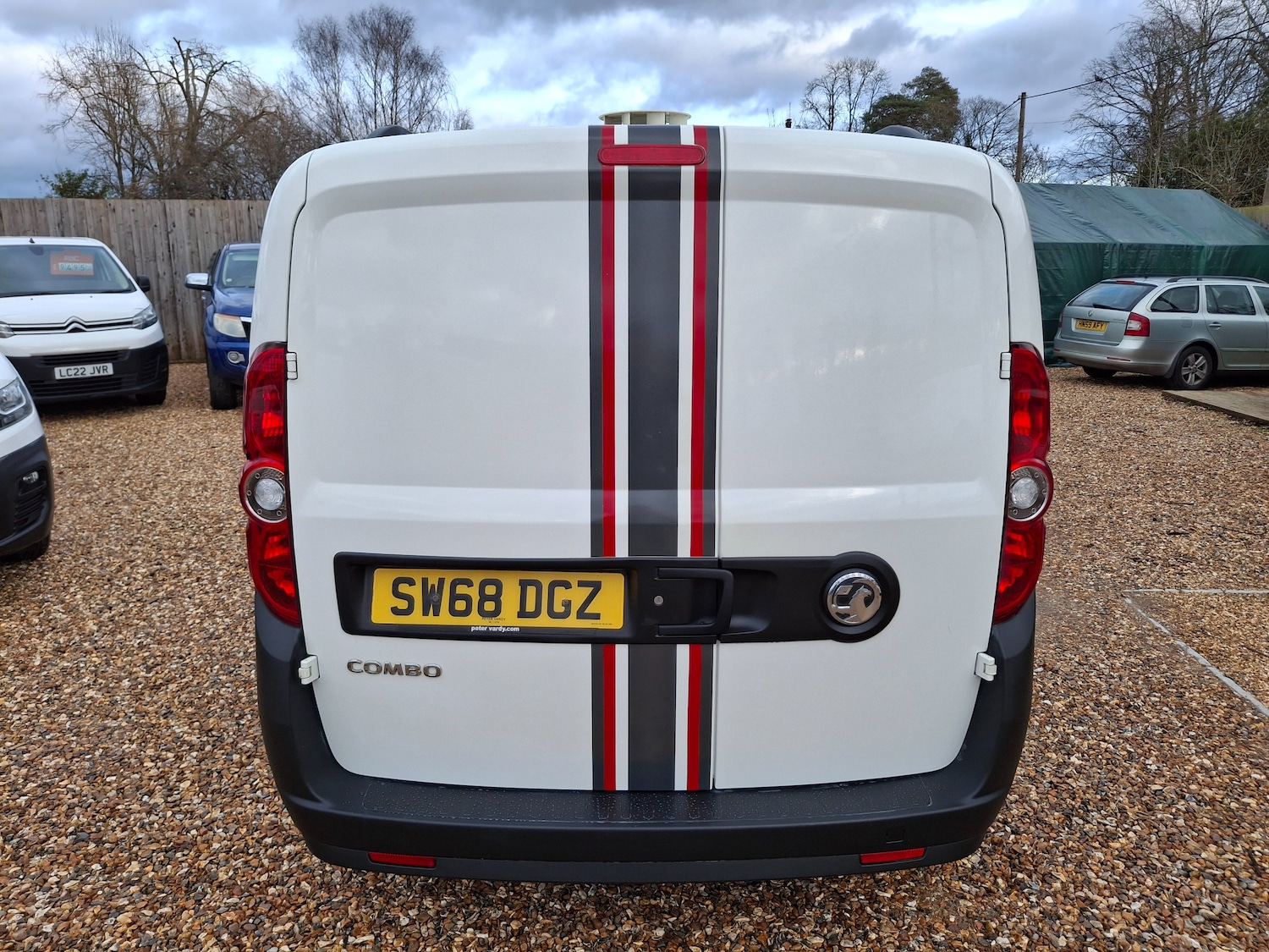 Used Vauxhall Combo 2018 for sale - 77145900: Photo 6