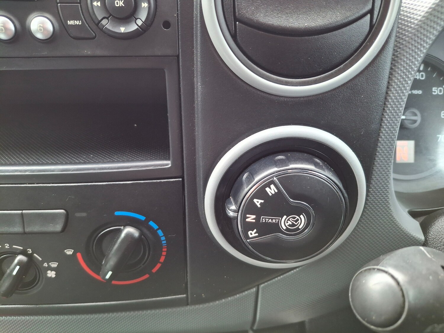 Used Peugeot Partner 2018 for sale - 77546205: Photo 18