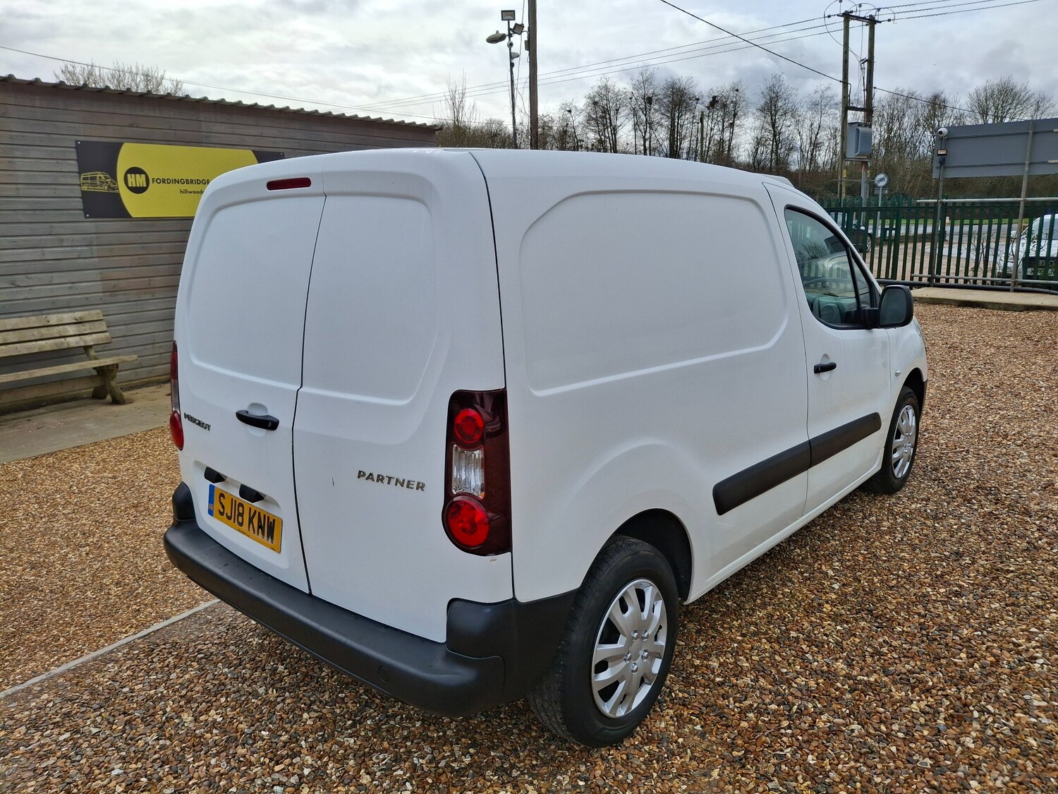 Used Peugeot Partner 2018 for sale - 77546205: Photo 3