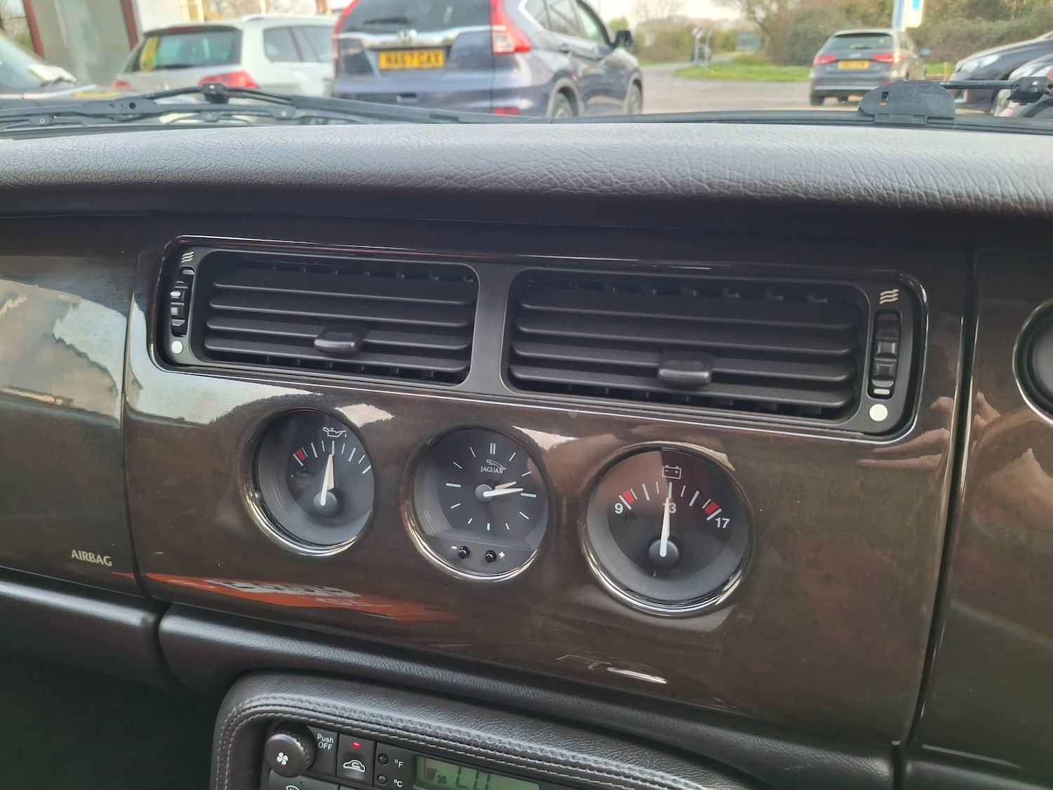 Used Jaguar XKR 1998 for sale - 78029063: Photo 18