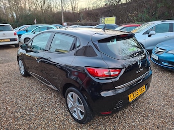 Used Renault Clio 2015 for sale - 76625718: Photo