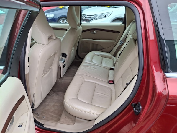 Used Volvo V70 2010 for sale - 76273829: Photo 14