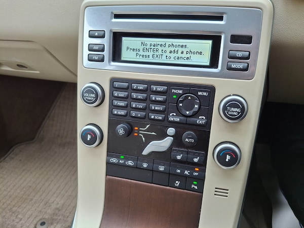 Used Volvo V70 2010 for sale - 76273829: Photo 20