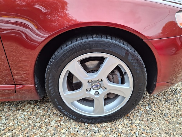 Used Volvo V70 2010 for sale - 76273829: Photo 32
