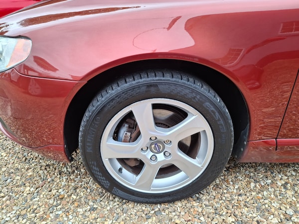 Used Volvo V70 2010 for sale - 76273829: Photo 35