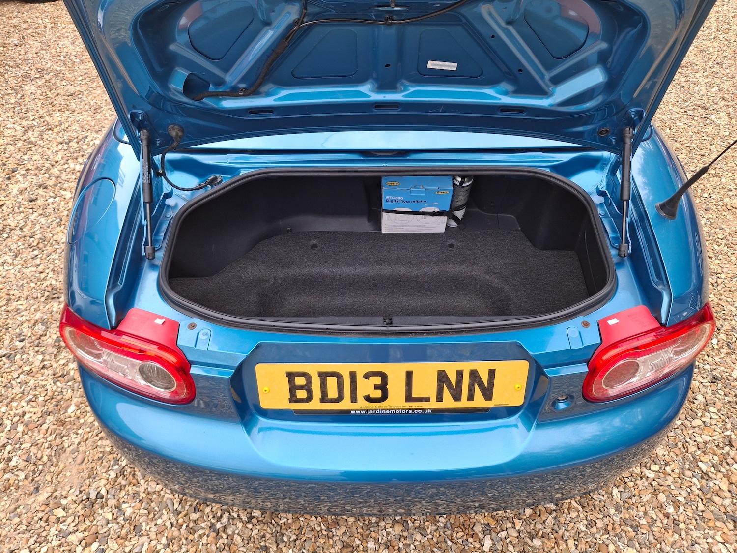 Vehicle 29