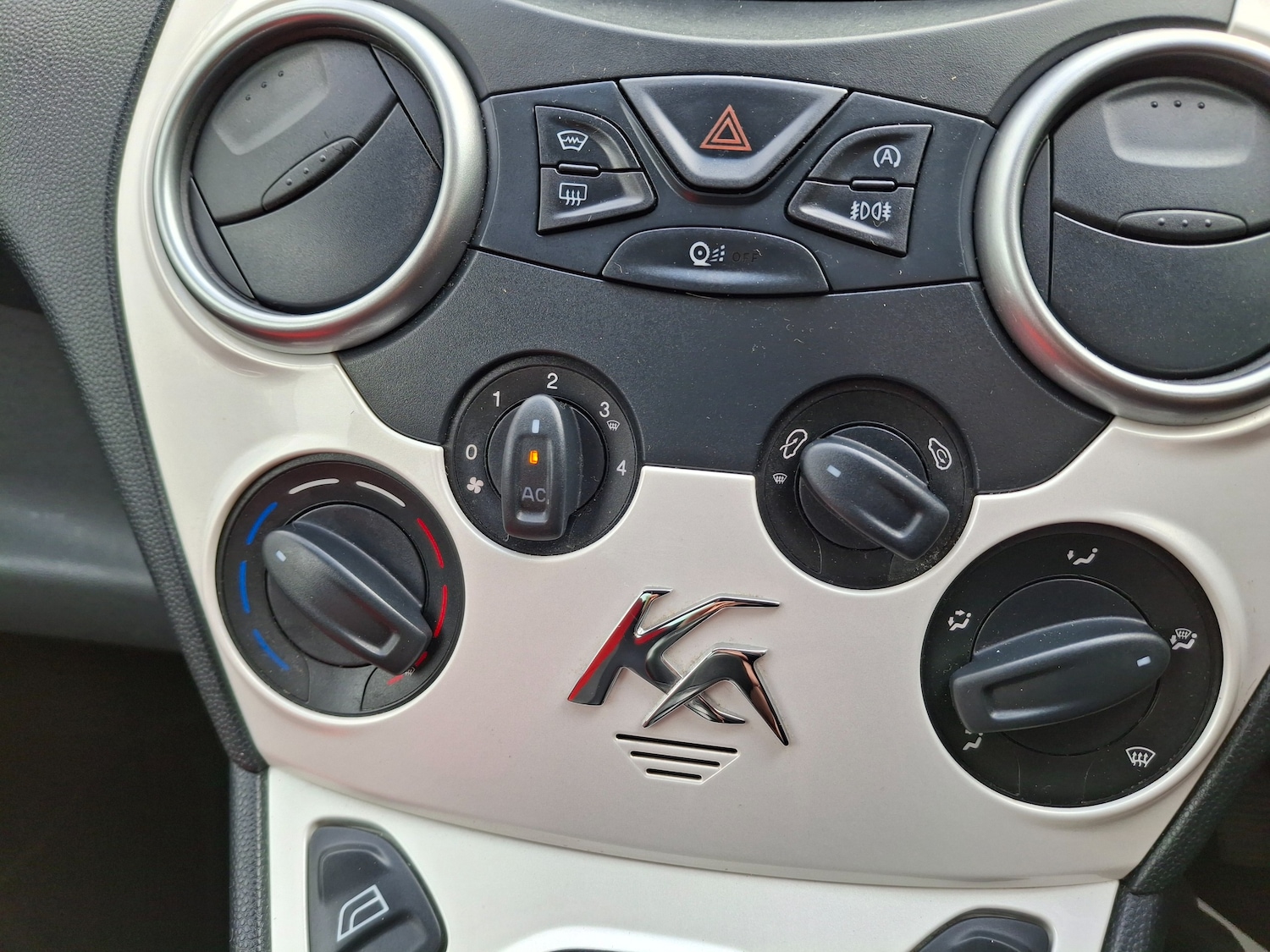 Used Ford Ka 2015 for sale - 75835512: Photo 19