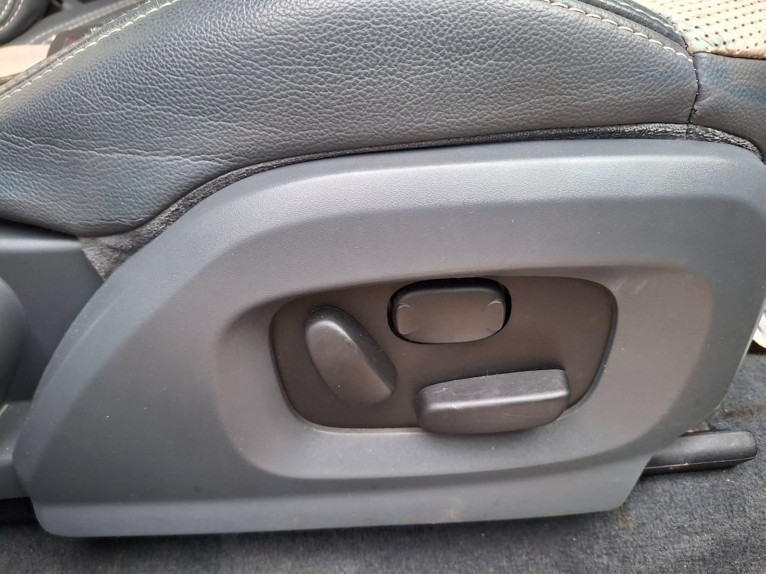 Used Land Rover Range Rover Evoque 2012 for sale - 76957662: Photo 29