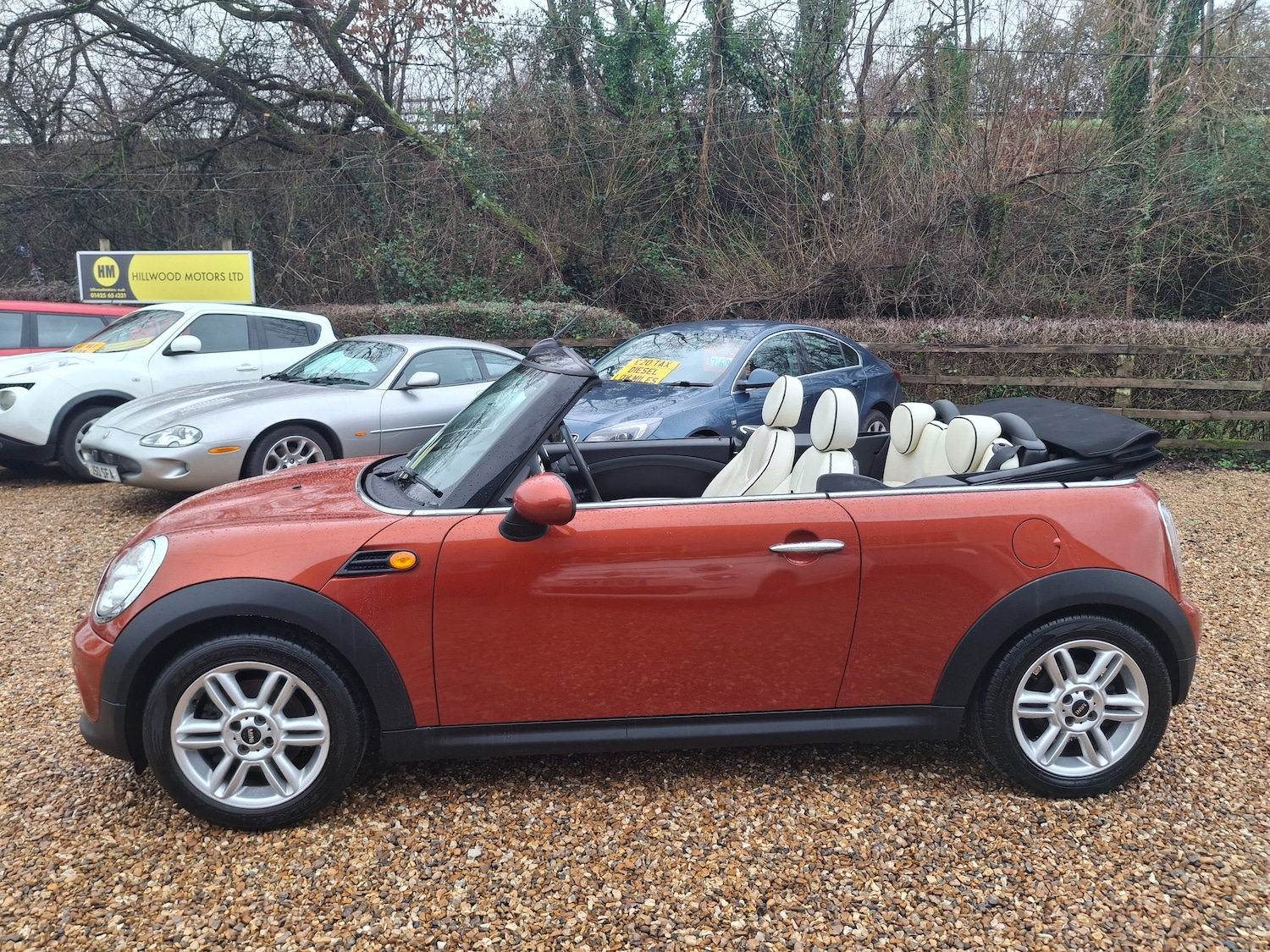 Used MINI Convertible 2011 for sale - 77211727: Photo 12