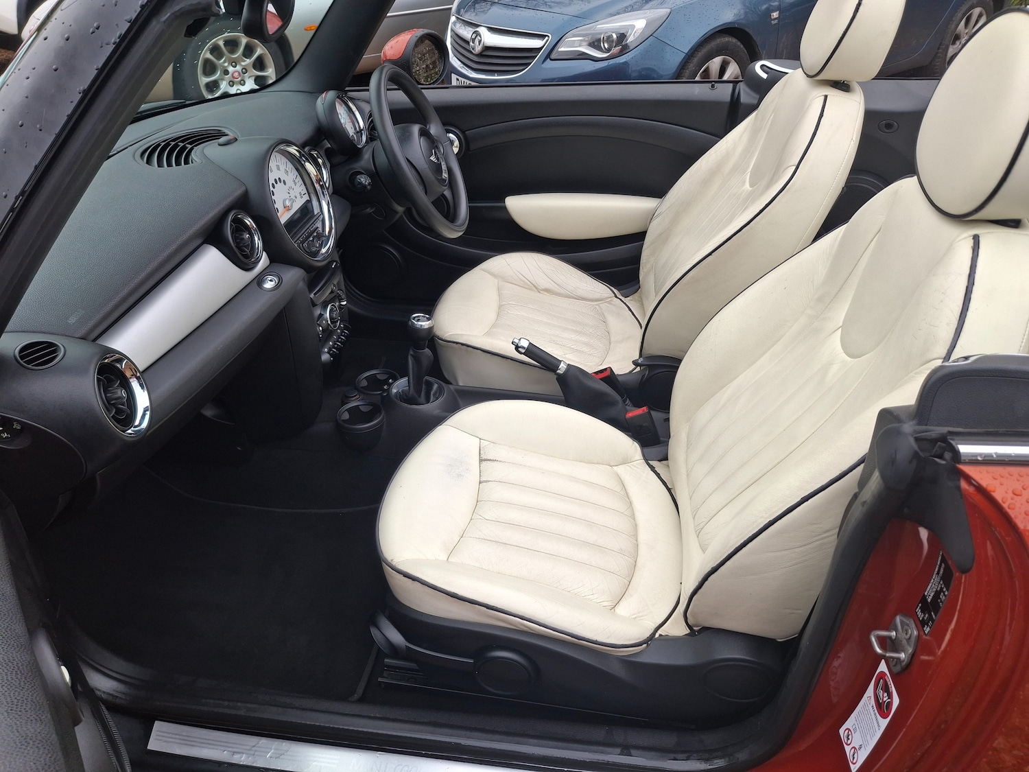 Used MINI Convertible 2011 for sale - 77211727: Photo 20