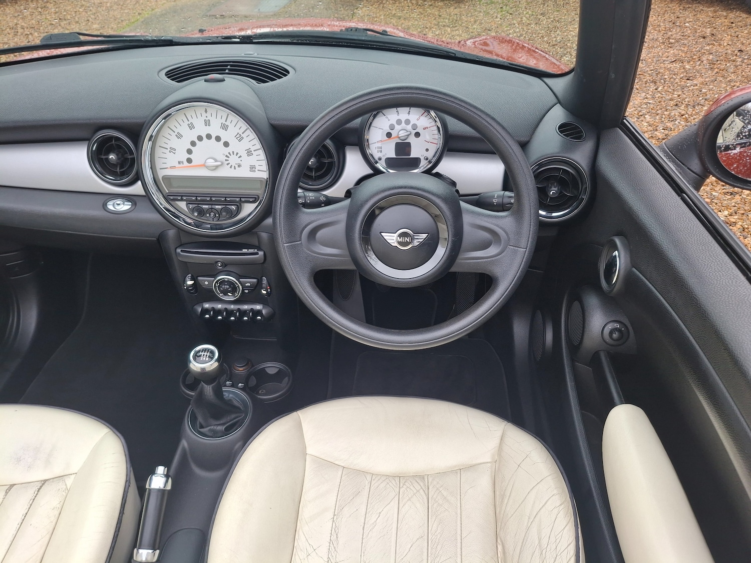 Used MINI Convertible 2011 for sale - 77211727: Photo 23