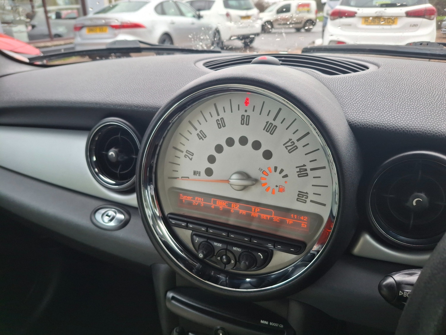 Used MINI Convertible 2011 for sale - 77211727: Photo 25